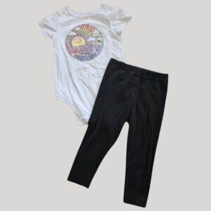 Daddy’s Little Sunshine Short Sleeved Bodysuit with Black Leggings Girls 12-18 m